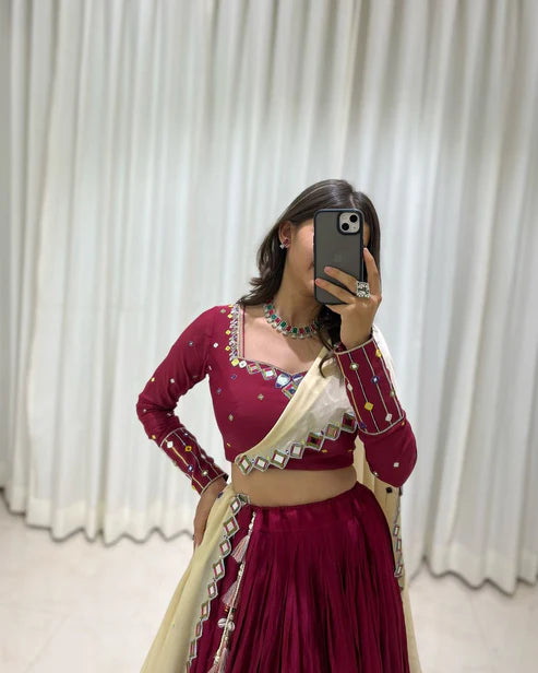 Find Your Signature Style with Our Lehengas & Cholis