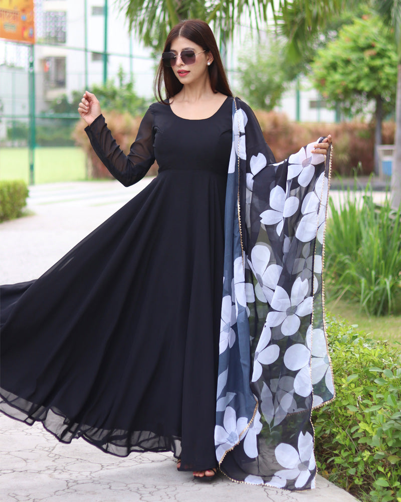 Black Colour Anarkali Gown With Floral Printed Dupatta. KB-258