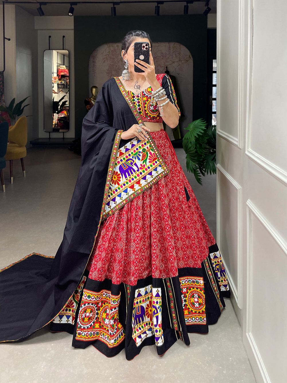 Beautiful Masterpiece f garba Choli Embellishes With Gamthi Work And Mirror Work Lehenga Choli