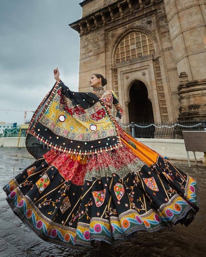 Dance the Night Away in Stunning Traditional Attire Navratri Lehenga Choli