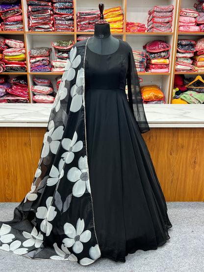 Black Colour Anarkali Gown With Floral Printed Dupatta. KB-258