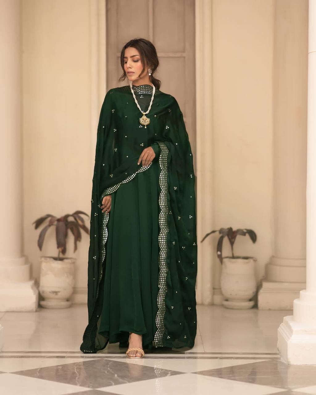 Suhana Green Sequin Embellished Dupatta With Gown